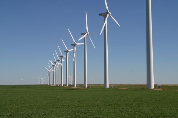 SoftBank Expands Into Power Business as AI Drives Global Electricity Demand